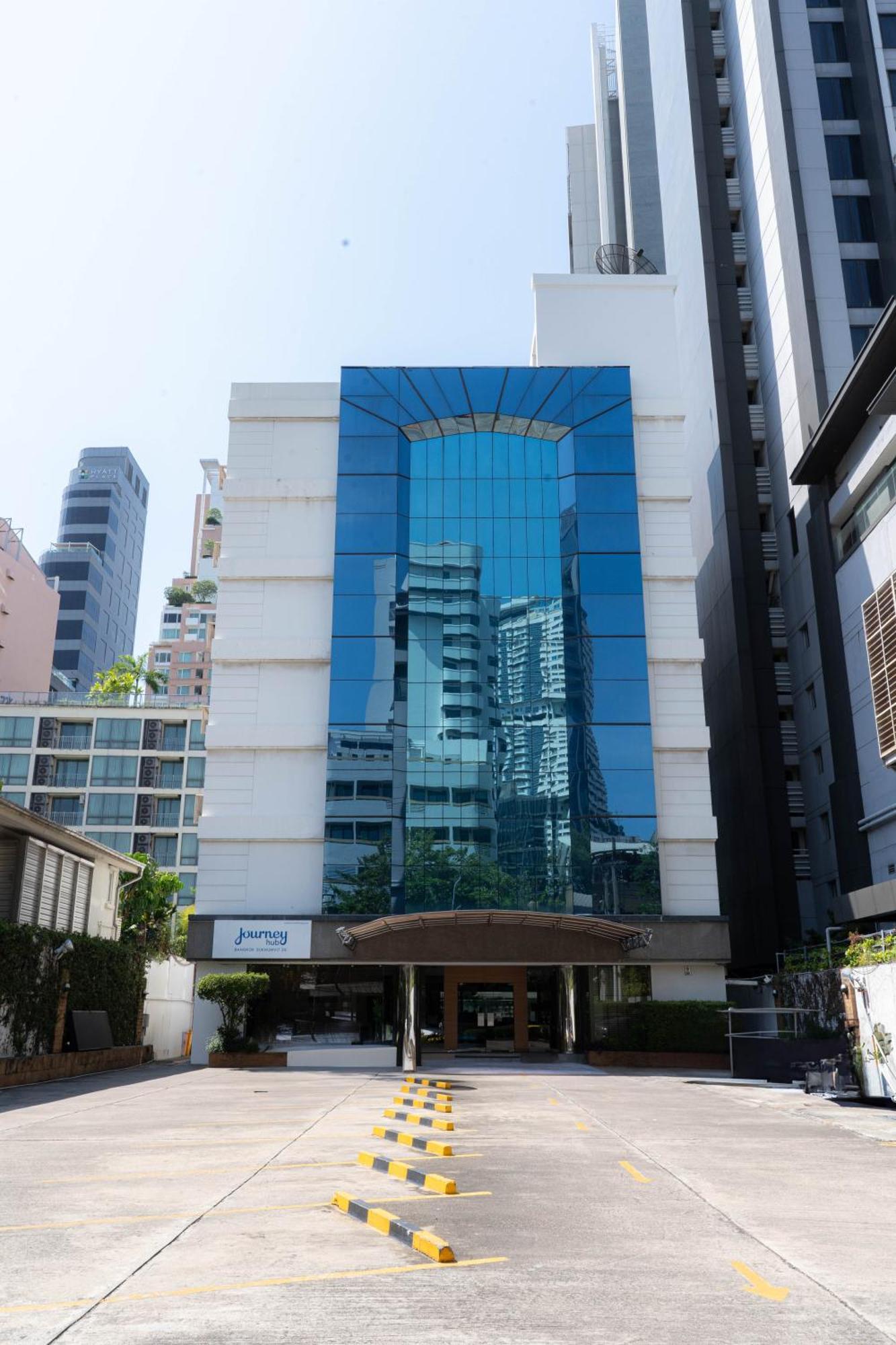 Hotel Journeyhub Sukhumvit 26, - Formerly St Bangkok